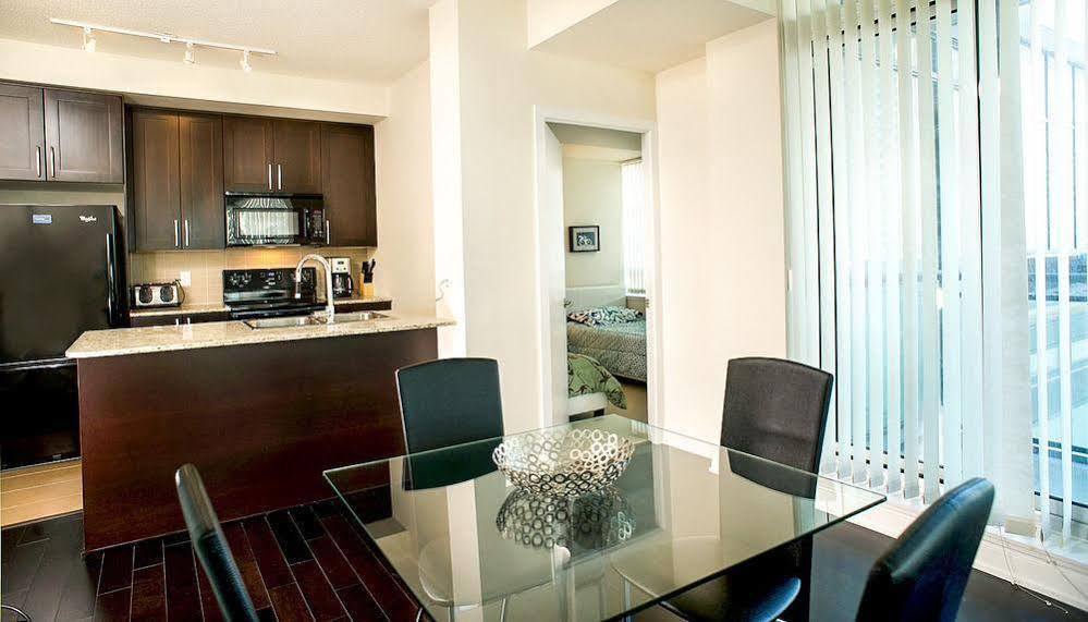 Pathway Suites Mississauga Exterior foto